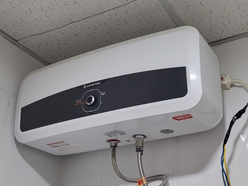 sửa bình nóng lạnh ariston